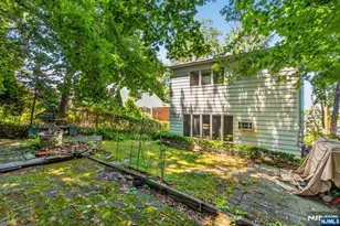 185 Reldyes Ave, Leonia, NJ 07605 - Photo 21