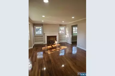 20 Poplar Street 1st Floor #1st Floor, Dumont, NJ 07628 - Photo 11