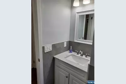 20 Poplar Street 1st Floor #1st Floor, Dumont, NJ 07628 - Photo 47