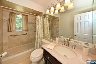 60 Sunset Ct, Mahwah, NJ 07430 - Photo 17