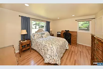 60 Sunset Court, Mahwah, NJ 07430 - Photo 11