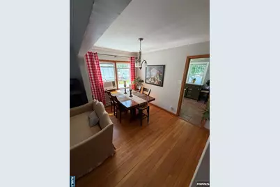 734 E Clark Avenue, Ridgefield, NJ 07657 - Photo 7