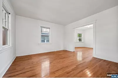 309 Englewood Avenue, Englewood, NJ 07631 - Photo 5