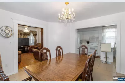 73 Bergen Avenue, Clifton, NJ 07011 - Photo 11