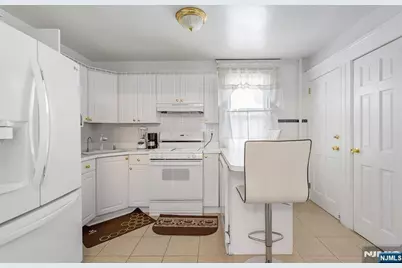 73 Bergen Avenue, Clifton, NJ 07011 - Photo 9