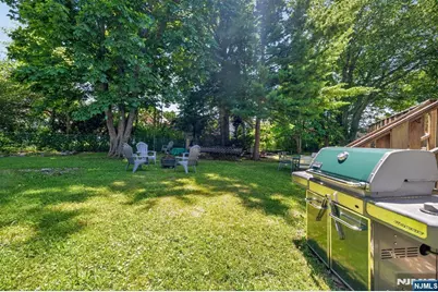 1 Westview Avenue, Roseland, NJ 07068 - Photo 27