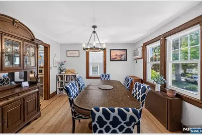 1 Westview Avenue, Roseland, NJ 07068 - Photo 7