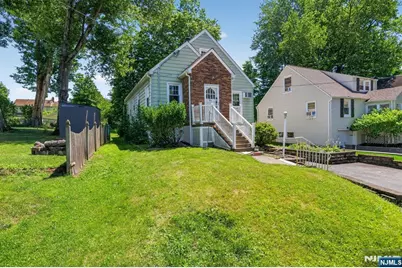 1 Westview Avenue, Roseland, NJ 07068 - Photo 31