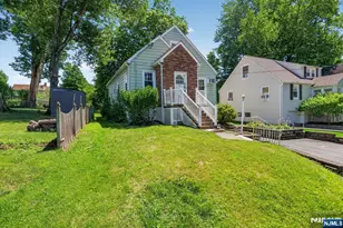 1 Westview Ave, Roseland, NJ 07068 - Photo 31