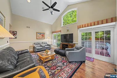 79 S Mackenzie Lane, Denville, NJ 07834 - Photo 15