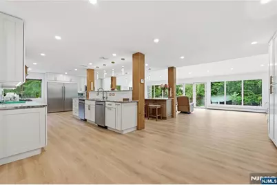 102 Ullman Avenue, Wyckoff Township, NJ 07481 - Photo 13