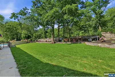 102 Ullman Avenue, Wyckoff Township, NJ 07481 - Photo 35