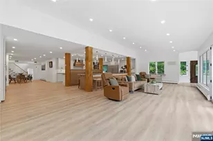 102 Ullman Ave, Wyckoff Township, NJ 07481 - Photo 5