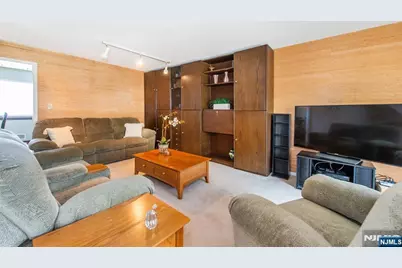 575 Grove Street F3 #F3, Clifton, NJ 07013 - Photo 5