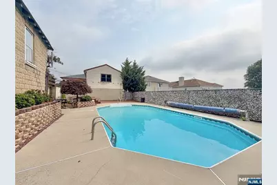 662 Teneyck Avenue, Lyndhurst Township, NJ 07071 - Photo 37