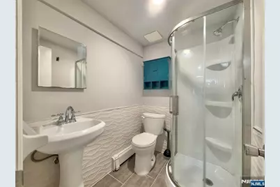 662 Teneyck Avenue, Lyndhurst Township, NJ 07071 - Photo 27