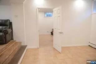 22 Warren Rd, Fair Lawn, NJ 07410 - Photo 35