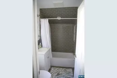 22 Warren Road, Fair Lawn, NJ 07410 - Photo 21