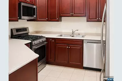 1 Orient W Orient 305 #305, Rutherford, NJ 07070 - Photo 11