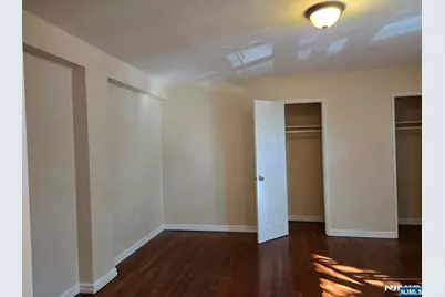1575 Center Avenue 4F #4F, Fort Lee, NJ 07024 - Photo 9