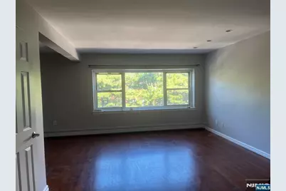 1575 Center Avenue 4F #4F, Fort Lee, NJ 07024 - Photo 11