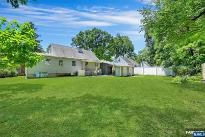 397 Pleasant Avenue, New Milford, NJ 07646 - Photo 27