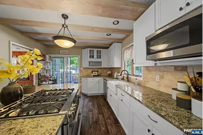 16 Weir Place, Ringwood, NJ 07456 - Photo 9