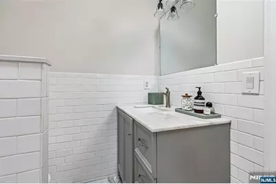 163 Poplar Avenue, Hackensack, NJ 07601 - Photo 35