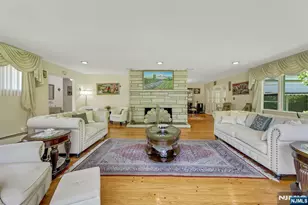 10 Shaw Rd, Woodcliff Lake, NJ 07677 - Photo 9
