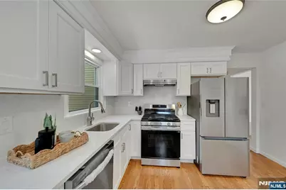 177 Parkway, Maywood, NJ 07607 - Photo 11