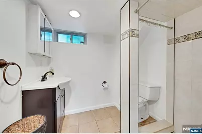 177 Parkway, Maywood, NJ 07607 - Photo 27