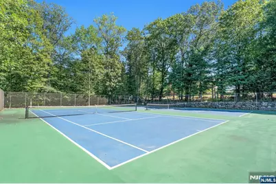 1806 Faulkner Court, Mahwah, NJ 07430 - Photo 17
