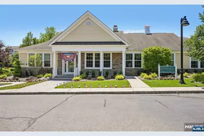 901 Four Seasons Lane, Woodcliff Lake, NJ 07677 - Photo 23