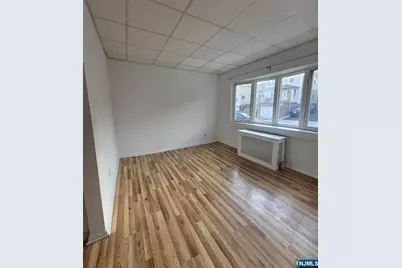 124 Farnham Avenue, Garfield, NJ 07026 - Photo 3