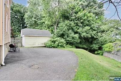 3 Farview Avenue, Paramus, NJ 07652 - Photo 21