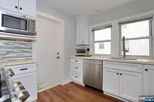 3 Farview Ave, Paramus, NJ 07652 - Photo 5