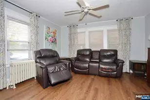 3 Farview Ave, Paramus, NJ 07652 - Photo 9