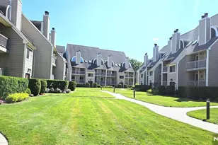 404 River Renaissance, East Rutherford, NJ 07073 - Photo 1