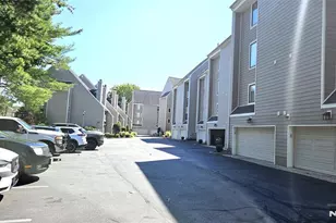 404 River Renaissance, East Rutherford, NJ 07073 - Photo 9