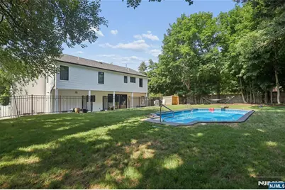 68 Serpentine Road, Demarest, NJ 07627 - Photo 19