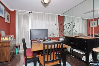 6040 Boulevard 8H #8H, West New York, NJ 07093 - Photo 15