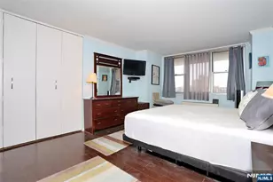 6040 Blvd 8H, West New York, NJ 07093 - Photo 19
