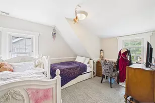 393 Kingston St, Wyckoff Township, NJ 07481 - Photo 19
