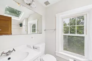 393 Kingston St, Wyckoff Township, NJ 07481 - Photo 21