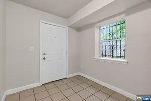 533 S, Newark, NJ 07103 - Photo 27
