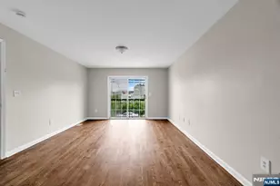 533 S, Newark, NJ 07103 - Photo 9