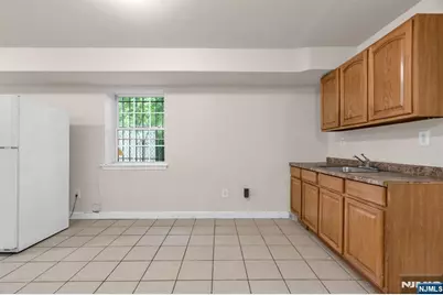 533 South, Newark, NJ 07103 - Photo 25
