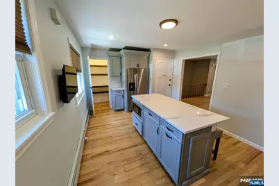 43 Manchester, Wayne, NJ 07470 - Photo 9