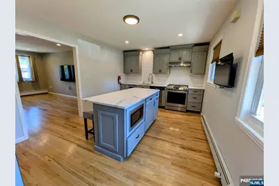 43 Manchester, Wayne, NJ 07470 - Photo 7
