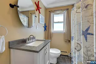 246 Highland Ave, River Vale Township, NJ 07675 - Photo 17